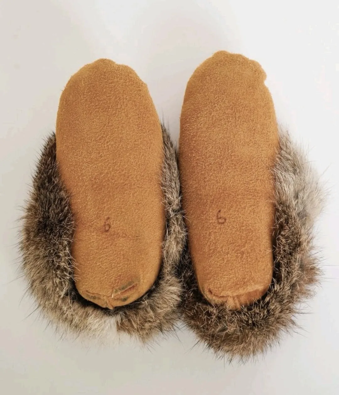 GIRL SIZE 6 TODDLER - Soft Suede, Warm Leather Moccasins, Tan EUC B2