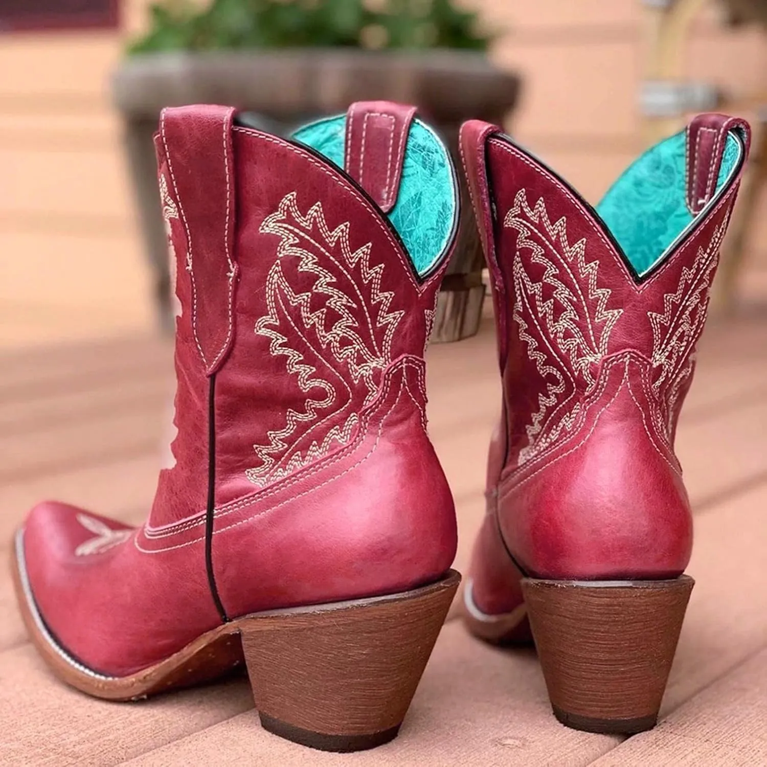 Hbeylia Cowboy Boots For Women Ladies Vintage Ethnic Embroidered Western Cowgirls Boots Retro Curve Pointed Toe Leather Chunky Block Mid Heels Wide Mid Calf Short Boots Knight Riding Ankle Booties